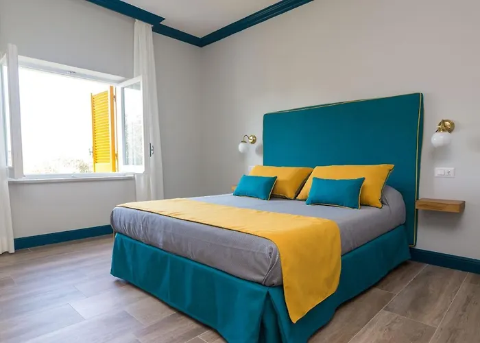 Pool&suites Sorrento