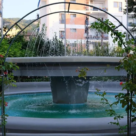 بيت ضيافة Pool&suites سورينتو