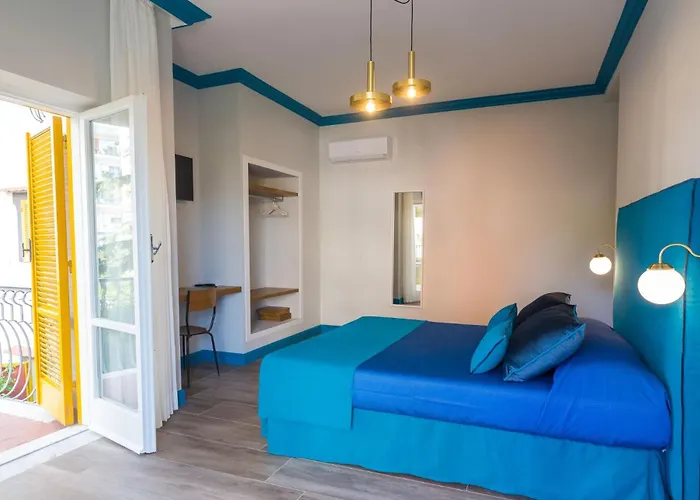 Pool&suites Guest house 4*