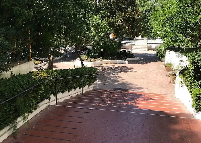 בית הארחה Pool&suites 3*