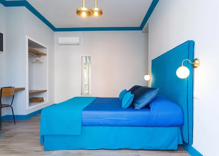 בית הארחה Pool&suites סורנטו